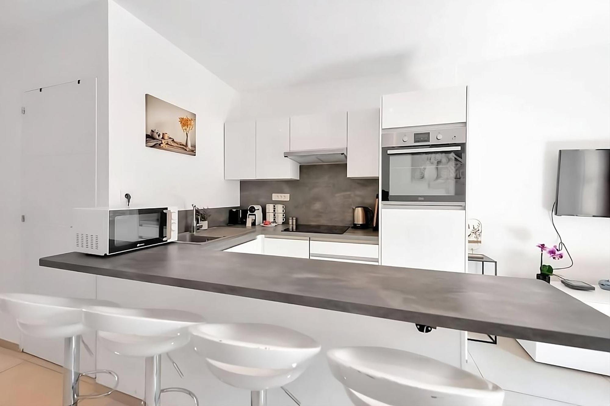 2 In The Heart Of Apartment *